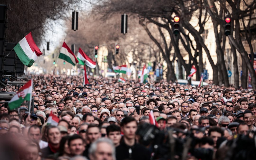 Megnéztük tömegkalkulátorral: tényleg 150 ezren voltak Magyar Péter tüntetésén?